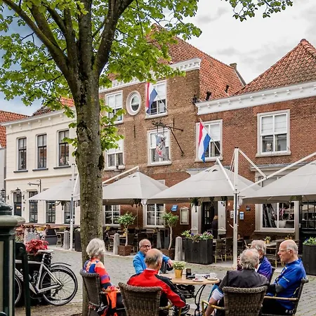 Restaurant De Keurvorst 호텔 3*