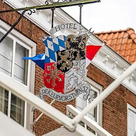Restaurant De Keurvorst 3* 라벤스타인