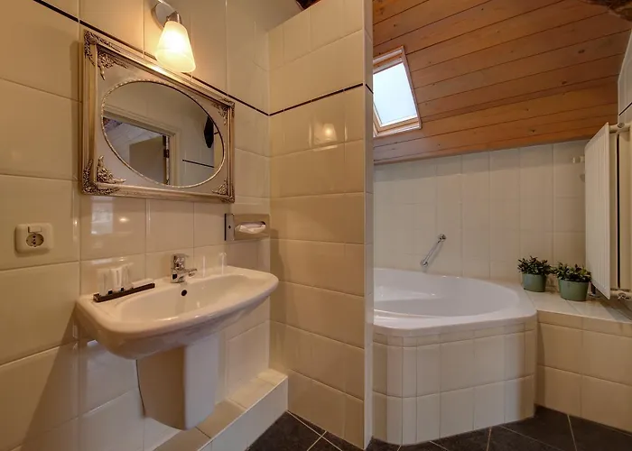 Restaurant De Keurvorst ראבנשטיין